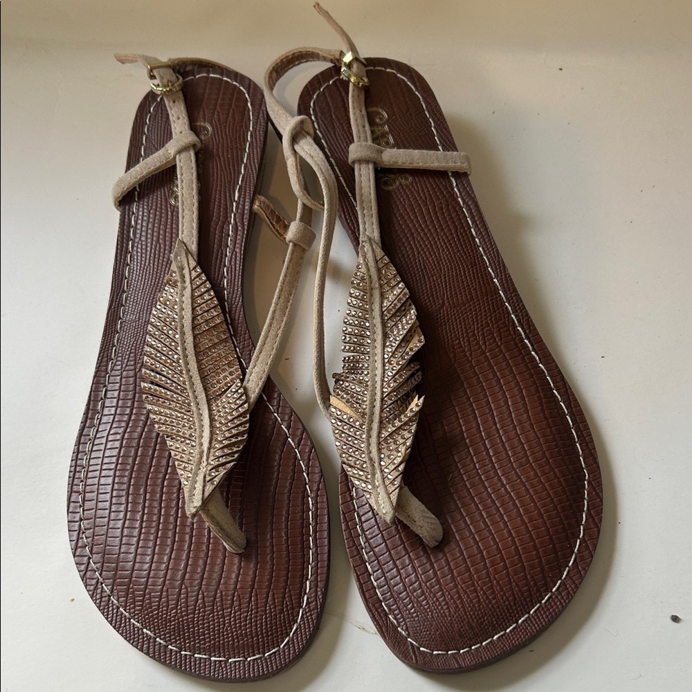 Brown Leaf Embellished Sandals